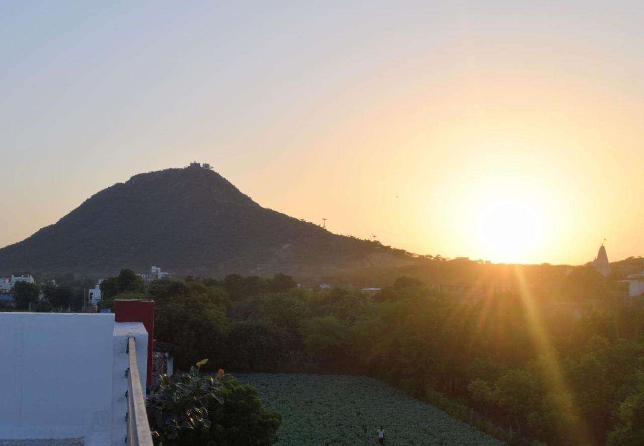 The Natural View Pushkar Exterior photo