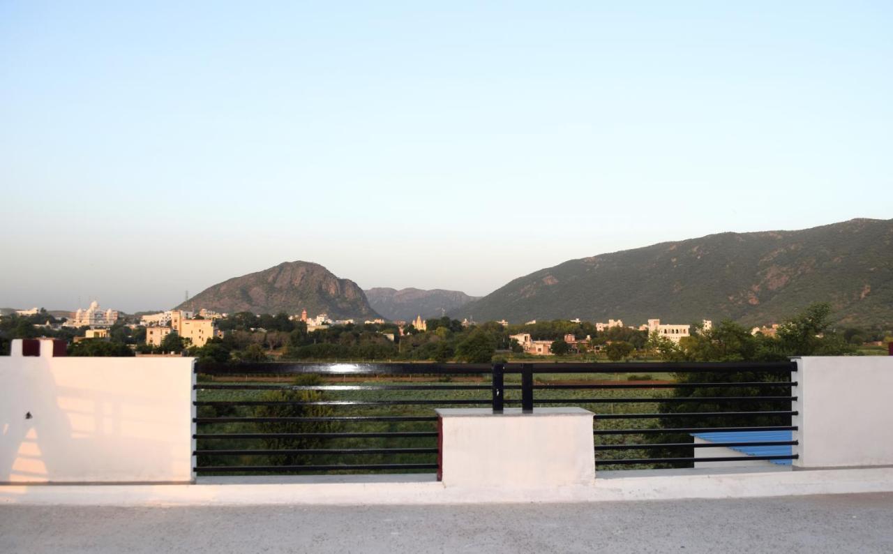 The Natural View Pushkar Exterior photo